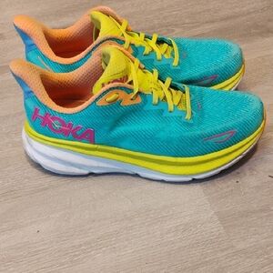 Hoka Clifton 9 Blue and Yellow Athletic Shoes Men's Size 10.5D